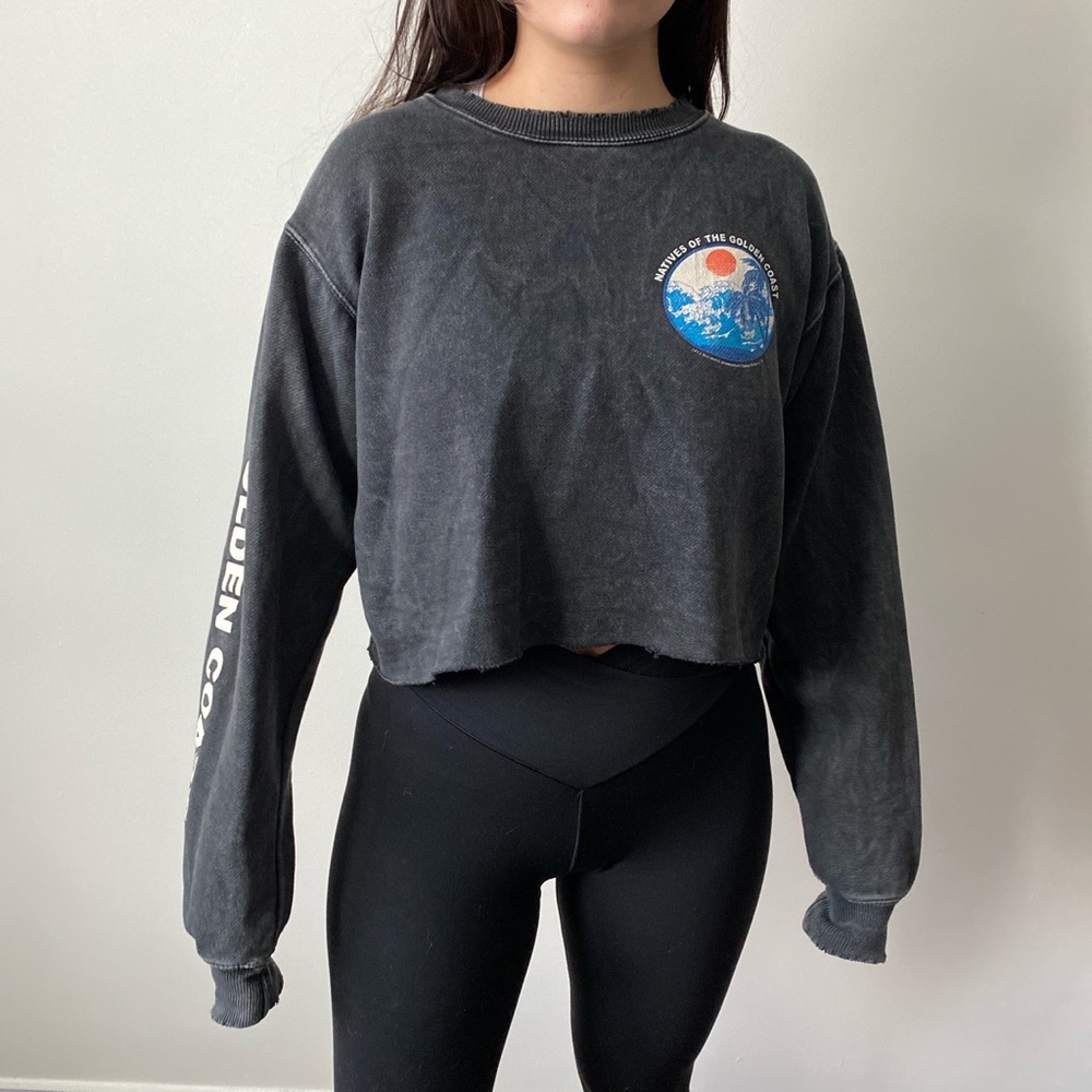 Brandy melville cropped crew neck